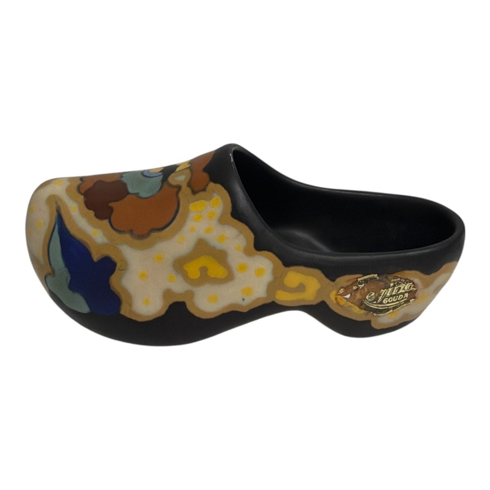 Royal Gouda Holland Regina Hand Painted Ceramic Dutch Clog Shoe Collectible - Picture 3 of 6